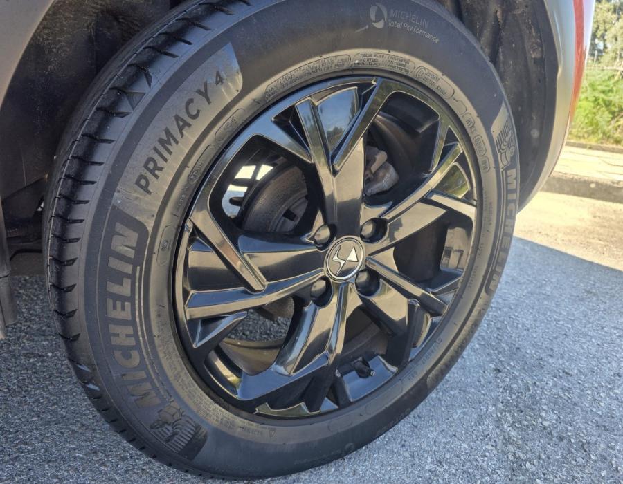 DS3 CROSSBACK PERFORMANCE LINE